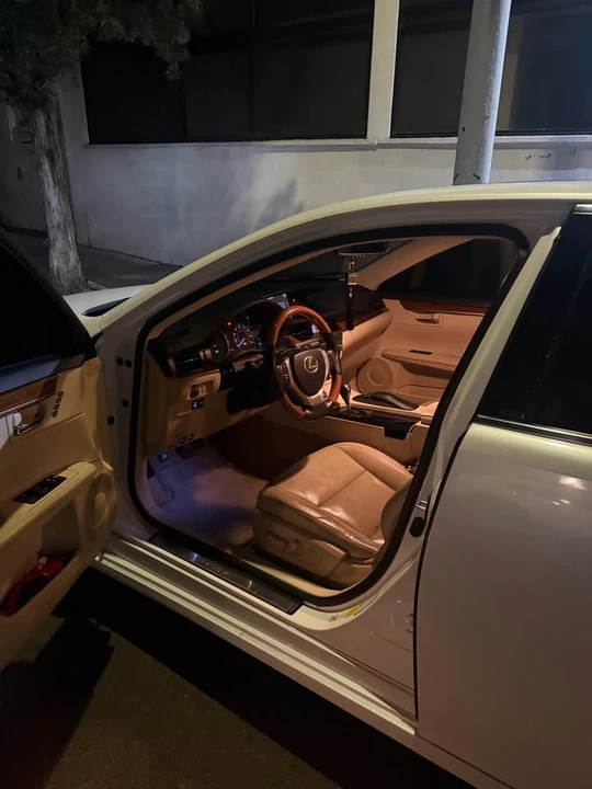 2014 Lexus ES 6th Gen - Image 4 of 7