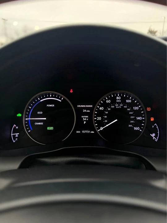 2014 Lexus ES 6th Gen - Image 12 of 12