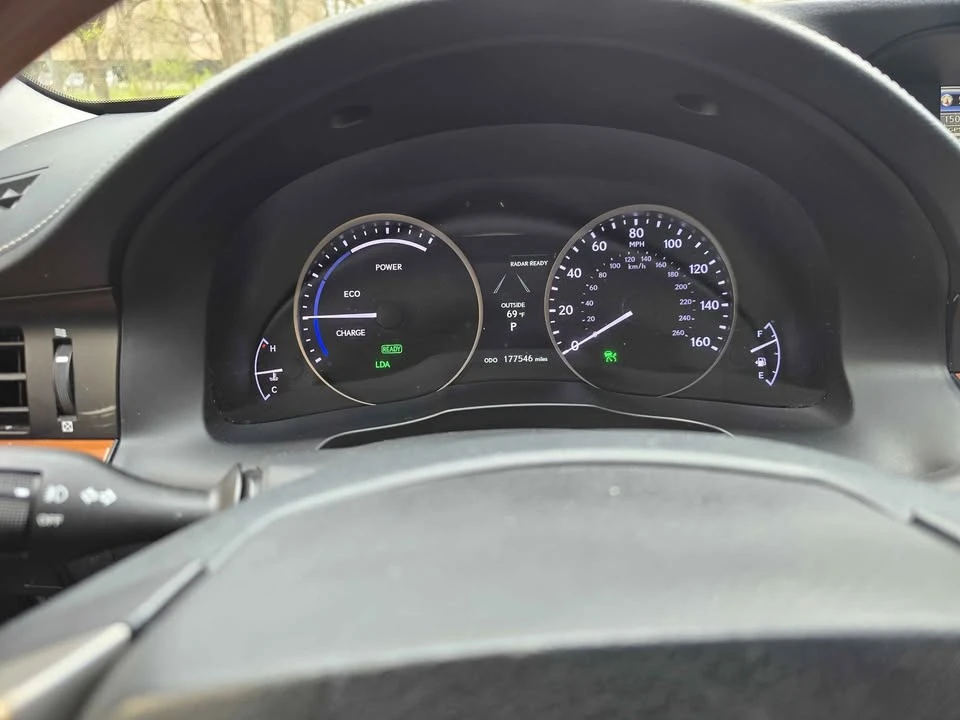 2014 Lexus ES 6th Gen - Image 4 of 12