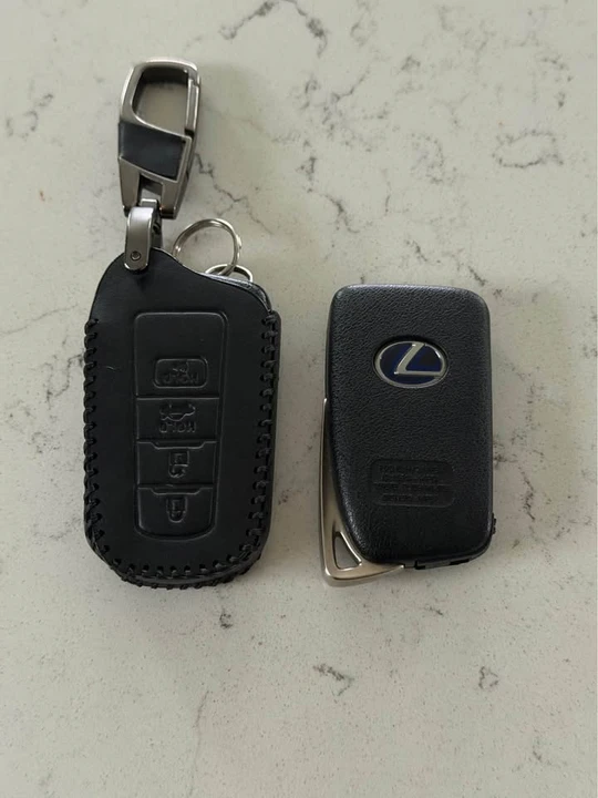 2014 Lexus ES 6th Gen - Image 12 of 13
