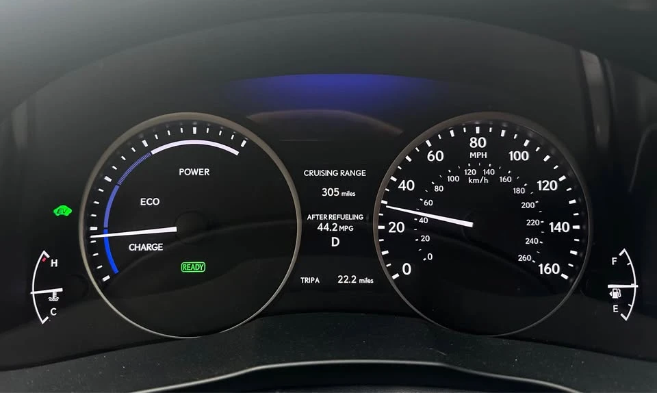 2014 Lexus ES 6th Gen - Image 13 of 13