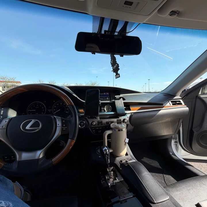 2014 Lexus ES 6th Gen - Image 6 of 12