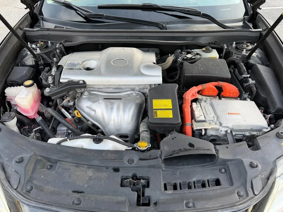 2014 Lexus ES 6th Gen - Image 7 of 12