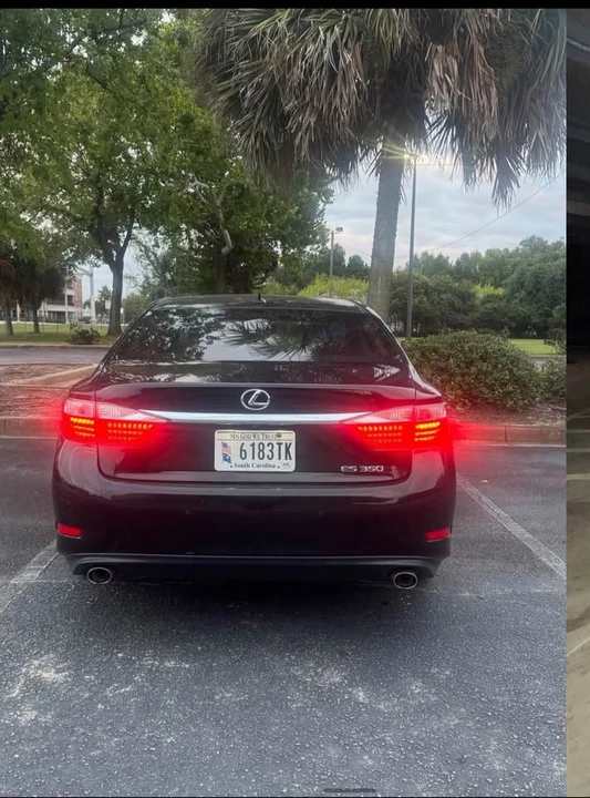 2014 Lexus ES 6th Gen - Image 4 of 8