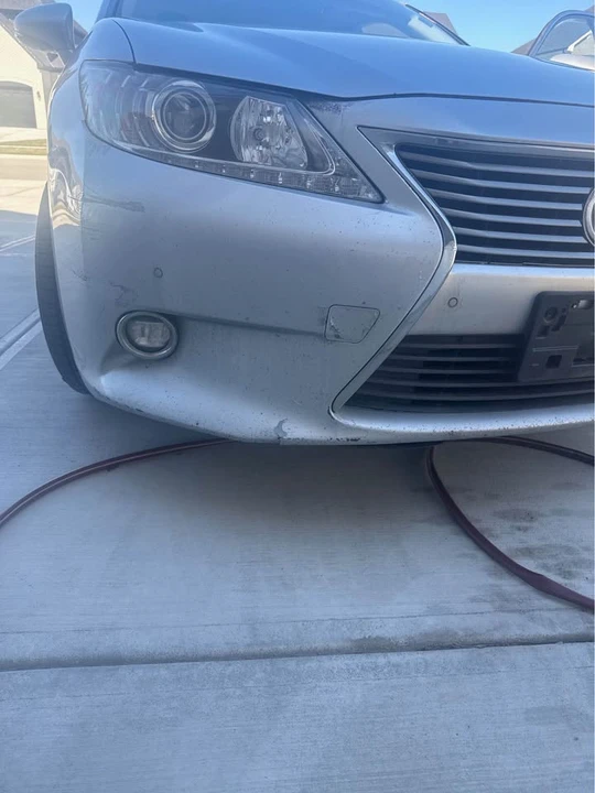 2014 Lexus ES 6th Gen - Image 16 of 17