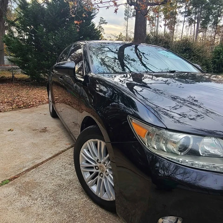 2014 Lexus ES 6th Gen - Image 5 of 20