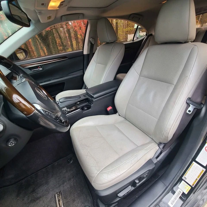 2014 Lexus ES 6th Gen - Image 12 of 20