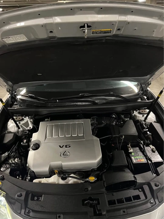 2014 Lexus ES 6th Gen - Image 13 of 13