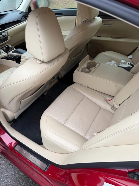 2014 Lexus ES 6th Gen - Image 12 of 20