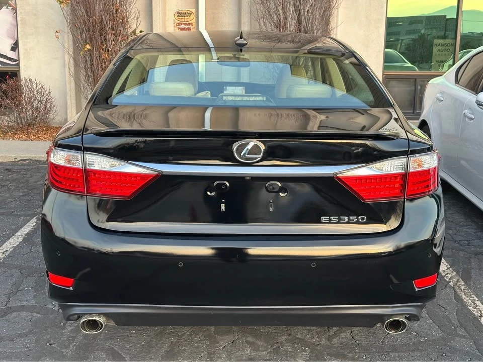 2014 Lexus ES 6th Gen - Image 7 of 20
