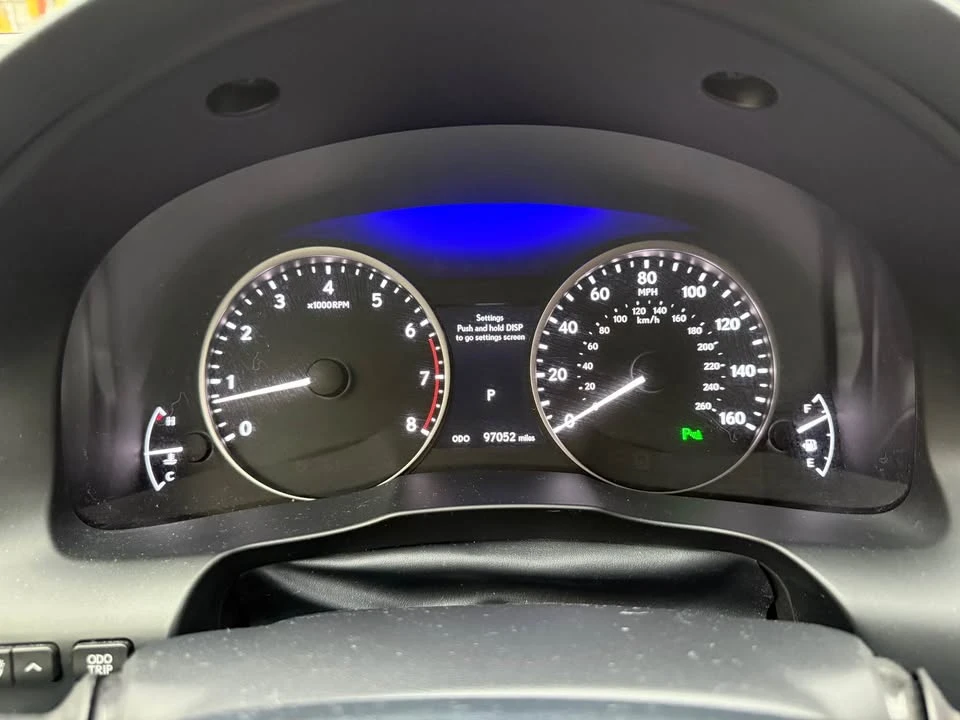 2014 Lexus ES 6th Gen - Image 8 of 9