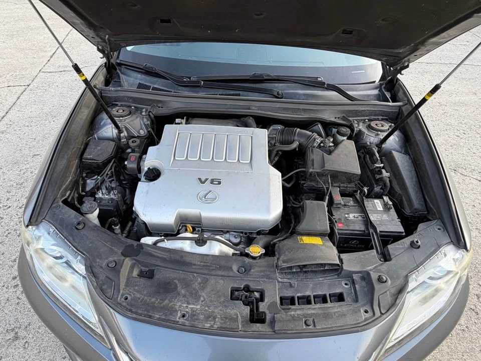 2014 Lexus ES 6th Gen - Image 14 of 17