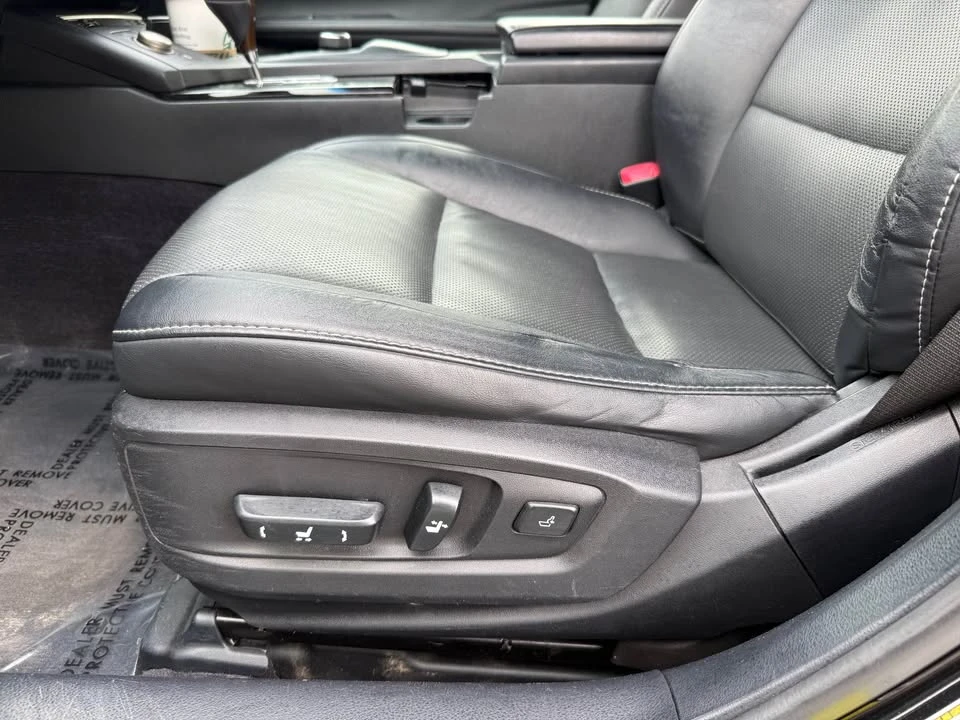 2014 Lexus ES 6th Gen - Image 8 of 20