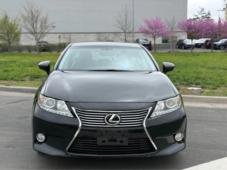 2014 Lexus ES 6th Gen - Image 6 of 20