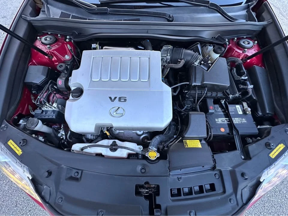 2014 Lexus ES 6th Gen - Image 20 of 21
