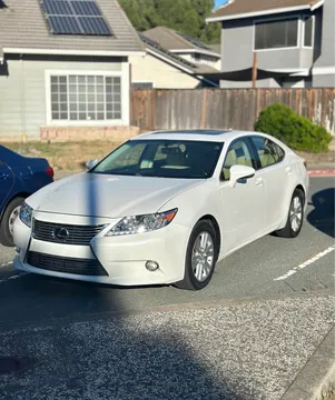 2014 Lexus ES 350 Luxury Sedan