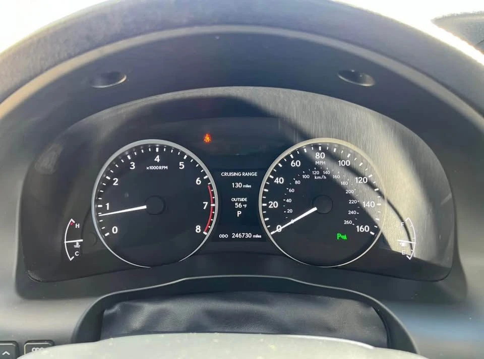 2014 Lexus ES 6th Gen - Image 18 of 20