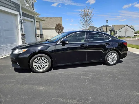2014 Lexus ES 350 Luxury Sedan