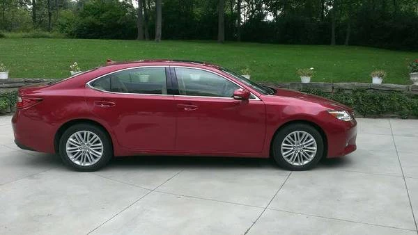 2014 Lexus ES 6th Gen - Image 2 of 5