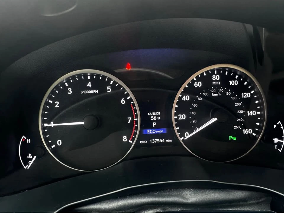 2014 Lexus ES 6th Gen - Image 5 of 14