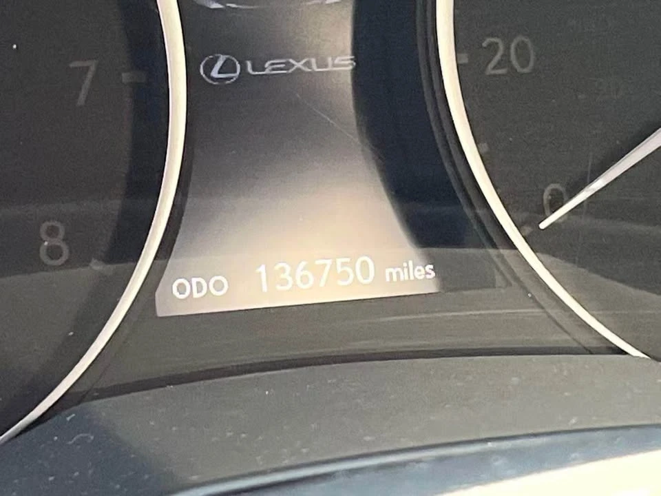 2014 Lexus ES 6th Gen - Image 5 of 5