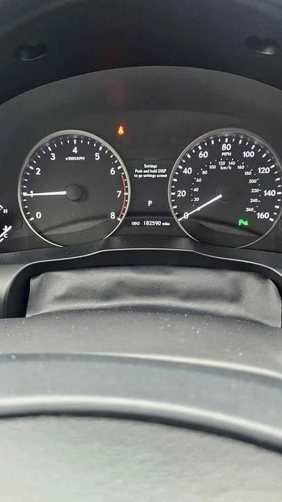 2014 Lexus ES 6th Gen - Image 8 of 8