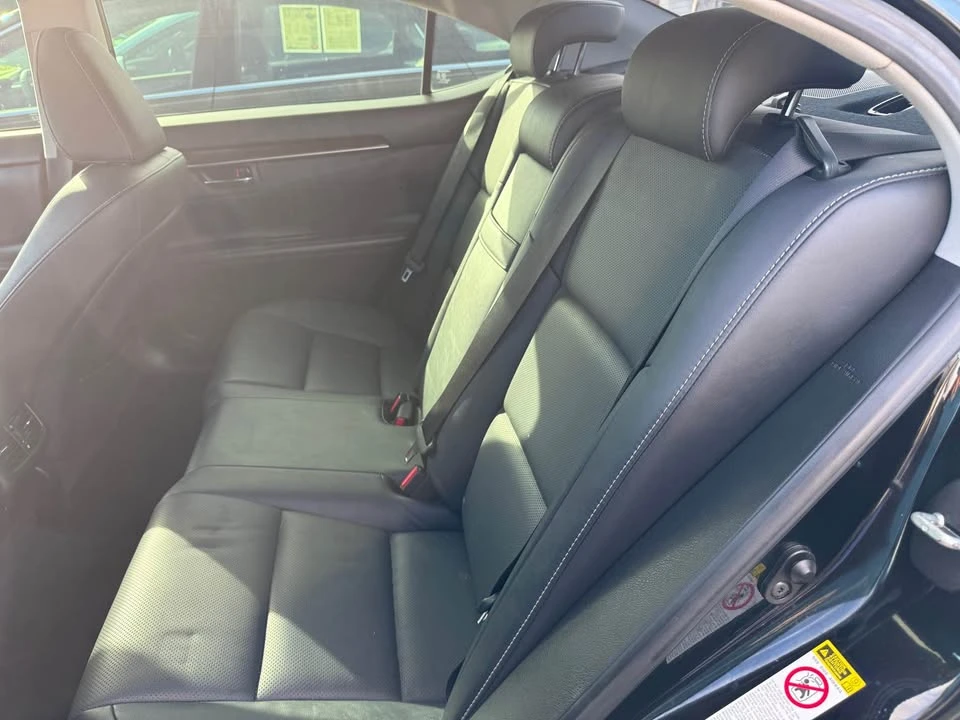 2014 Lexus ES 6th Gen - Image 8 of 8