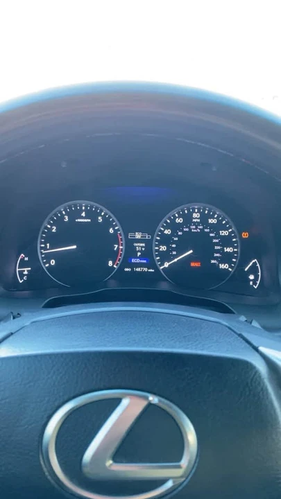 2014 Lexus ES 6th Gen - Image 7 of 11