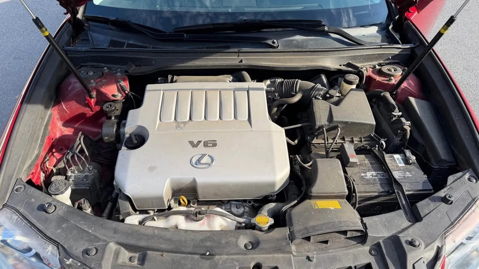 2014 Lexus ES 6th Gen - Image 7 of 8