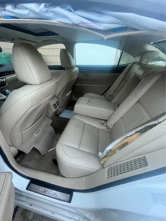 2014 Lexus ES 6th Gen - Image 9 of 9