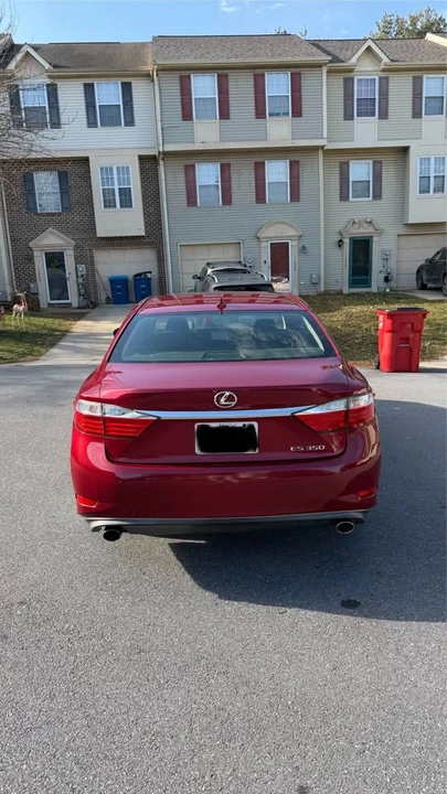 2014 Lexus ES 6th Gen - Image 4 of 8