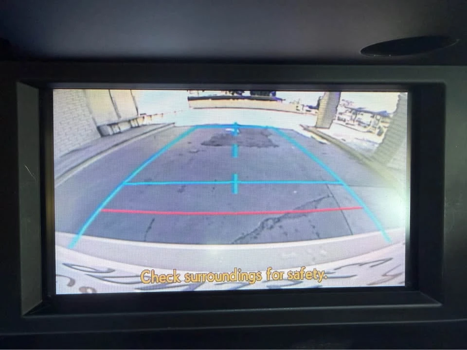 2014 Lexus ES 6th Gen - Image 15 of 16
