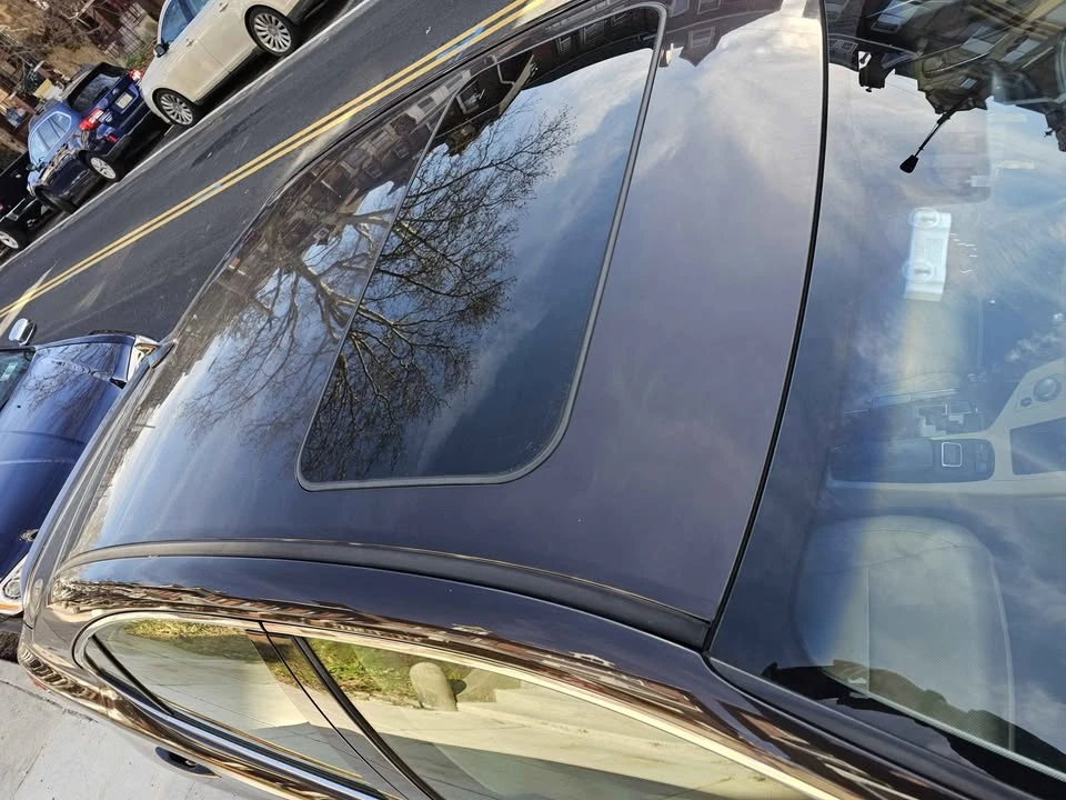 2014 Lexus ES 6th Gen - Image 2 of 13