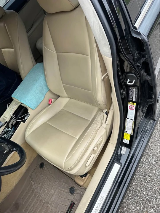 2014 Lexus ES 6th Gen - Image 7 of 14