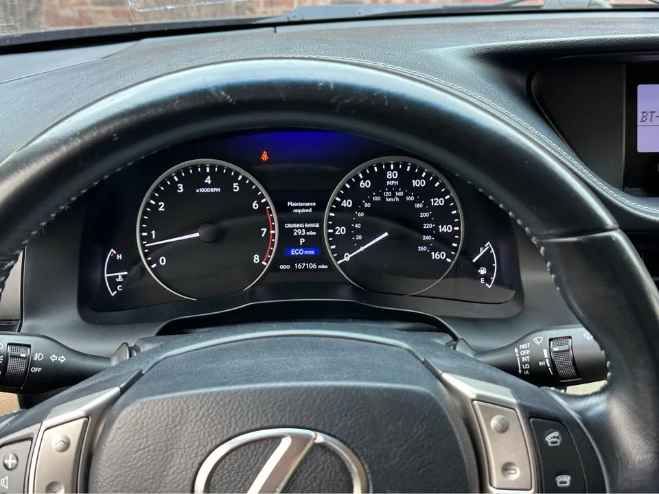 2014 Lexus ES 6th Gen - Image 5 of 14
