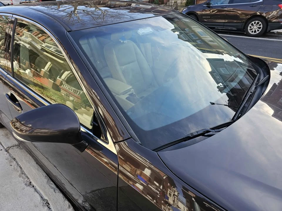 2014 Lexus ES 6th Gen - Image 3 of 13