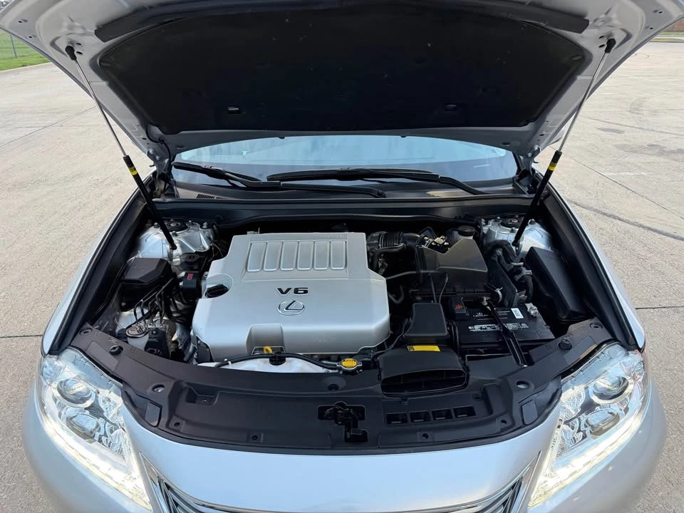 2014 Lexus ES 6th Gen - Image 14 of 16