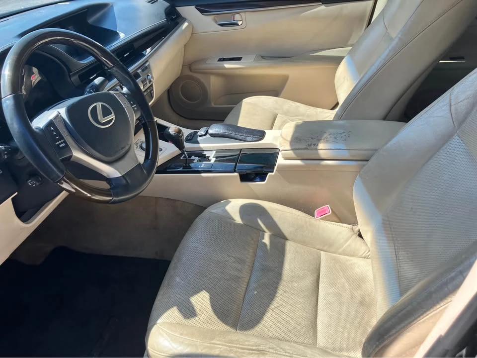 2014 Lexus ES 6th Gen - Image 6 of 9