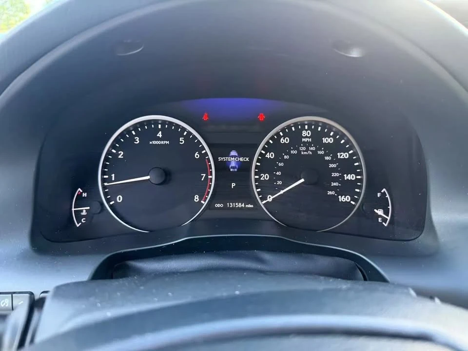 2014 Lexus ES 6th Gen - Image 11 of 12