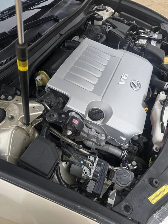 2014 Lexus ES 6th Gen - Image 20 of 20