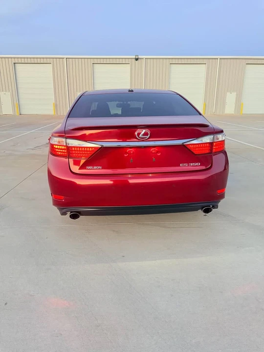 2014 Lexus ES 6th Gen - Image 6 of 20