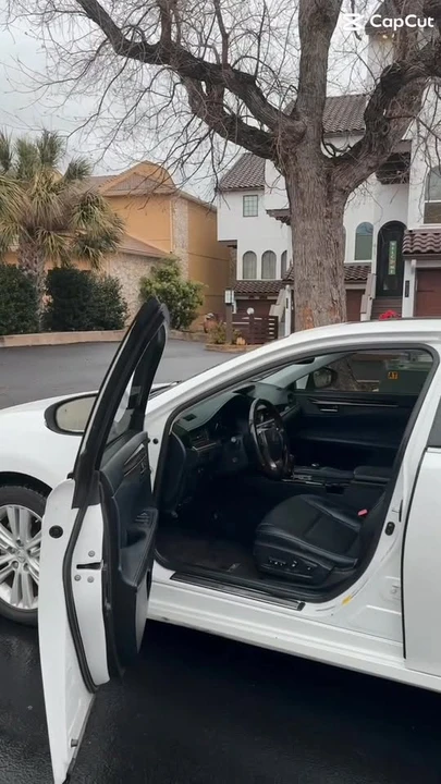 2014 Lexus ES 6th Gen - Image 21 of 21