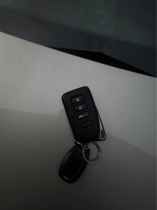 2014 Lexus ES 6th Gen - Image 20 of 20