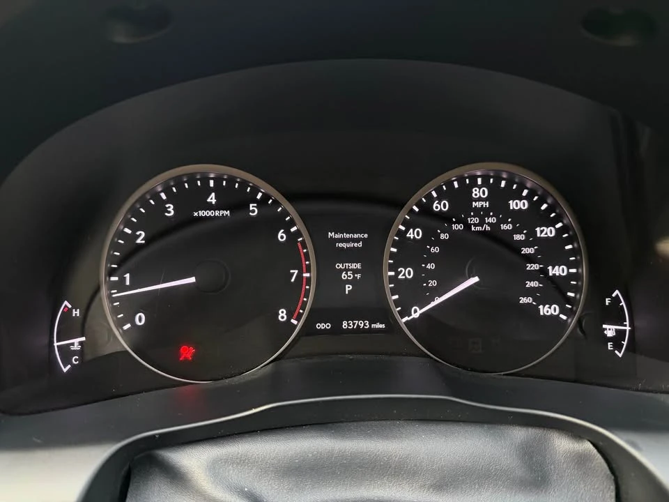 2014 Lexus ES 6th Gen - Image 19 of 20