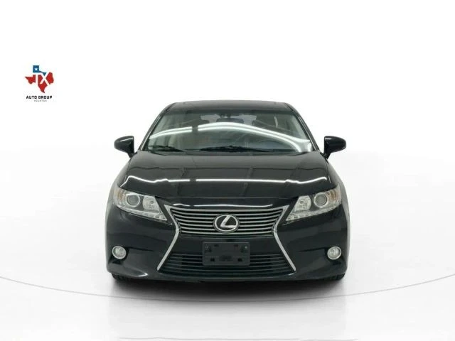 2014 Lexus ES 6th Gen - Image 9 of 12