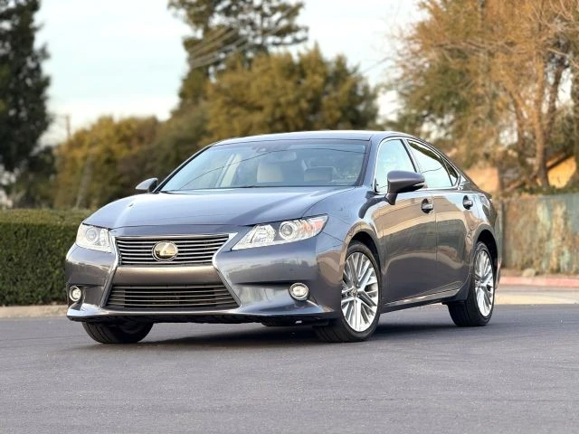 2014 Lexus ES 6th Gen - Image 3 of 21