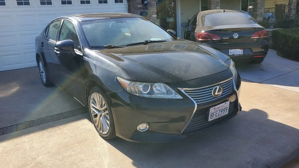2014 Lexus ES 6th Gen - Image 8 of 9