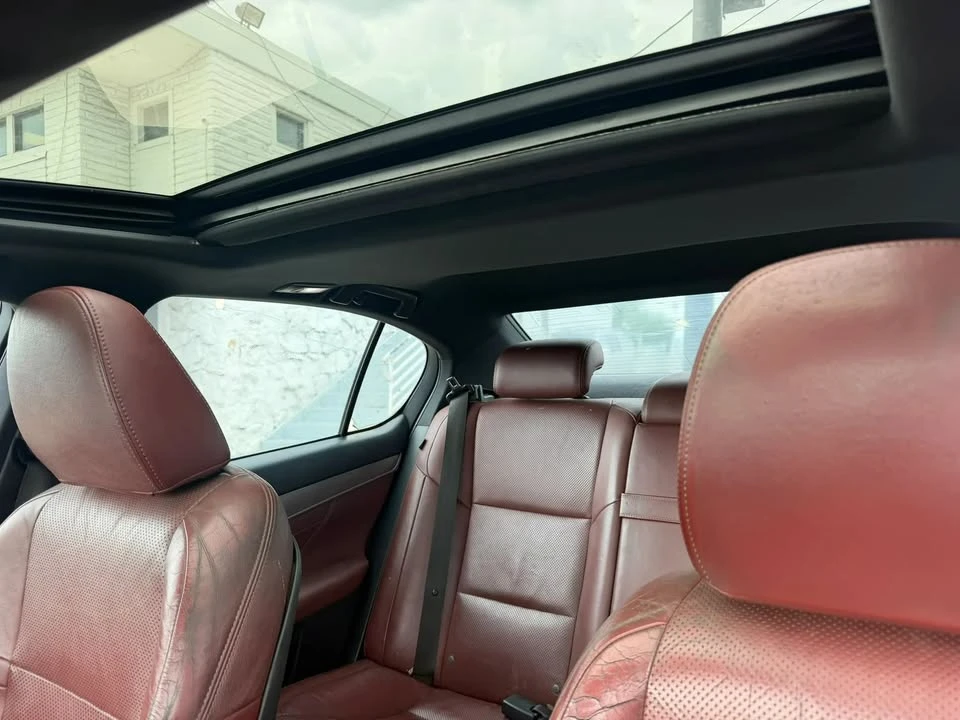 2014 Lexus GS 4th Gen - Image 11 of 14