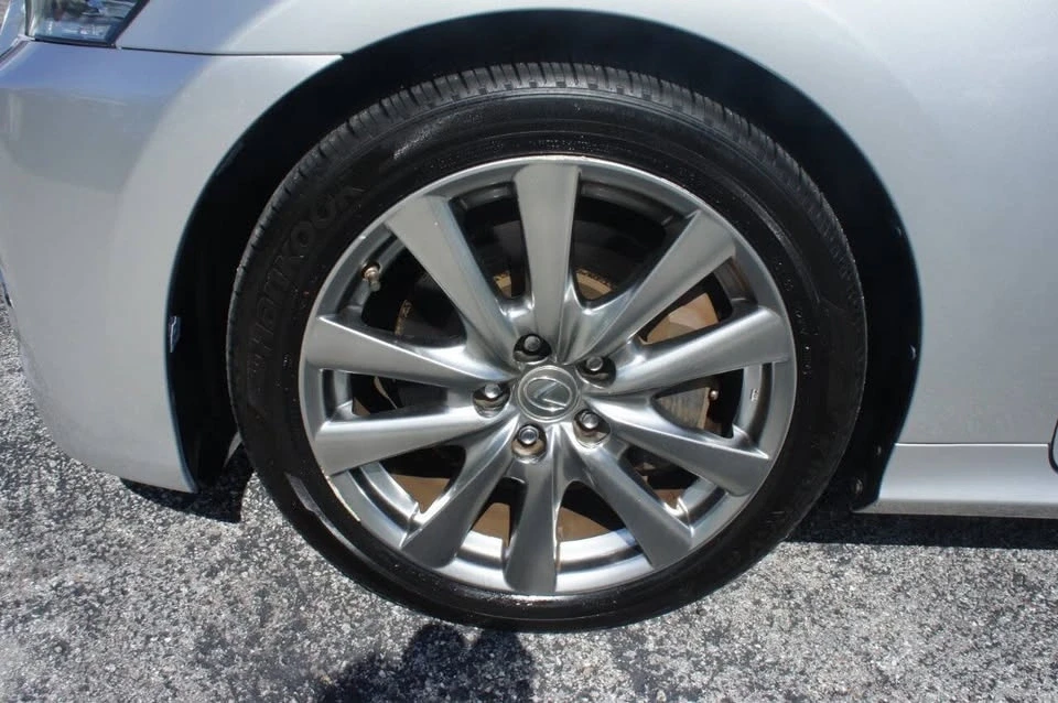 2014 Lexus GS 4th Gen - Image 17 of 20
