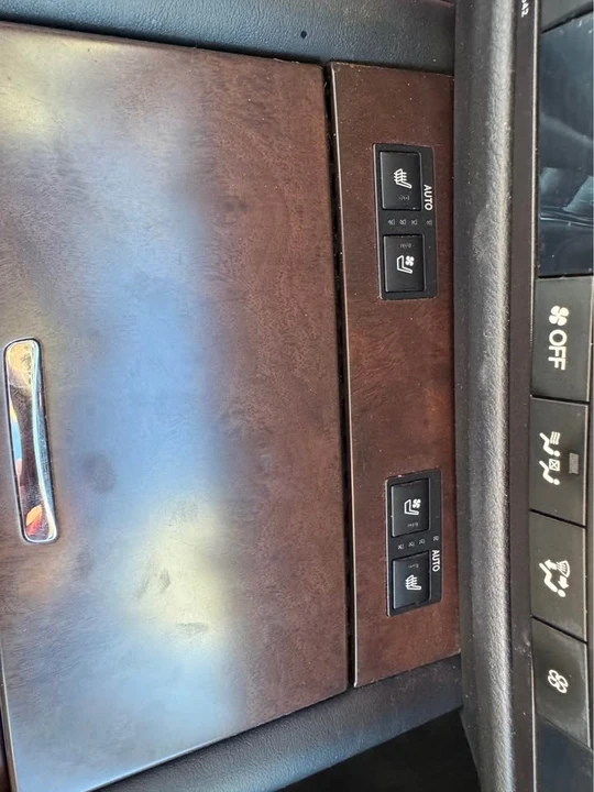 2014 Lexus GS 4th Gen - Image 8 of 11